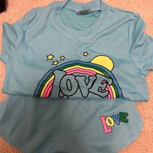 Firehouse brand matching shirt and shorts